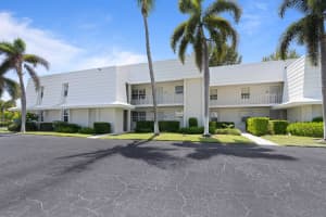 1205  Sandy Lane   145, Riviera Beach, FL 33404 Sold 04/17/23