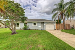 1512 SE Belcrest St, Port St. Lucie, FL 34952, Sold 10/17/22