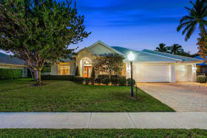 19068 SE Loxahatchee River Road, Jupiter, FL 33458 Sold 01/24/23