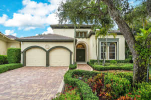 17881  Villa Club Way, Boca Raton, FL 33496 Sold 12/08/22