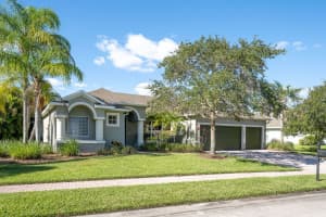 1320  Scarlet Oak Circle, Vero Beach, FL 32966 Sold 11/22/22