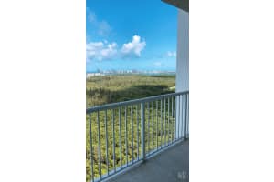 15051 Royal Oaks Ln, North Miami, FL 33181, Sold 12/08/22