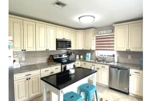 4583 Willow Pond Ct E, West Palm Beach, FL 33417, Sold 12/16/22