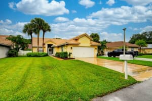 3723 S Lancewood Place, Delray Beach, FL 33445 Sold 10/28/22