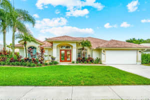 103  Cypress Crescent, Royal Palm Beach, FL 33411 Sold 12/05/22