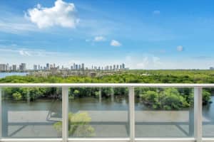 16385  Biscayne Boulevard   919, North Miami Beach, FL 33160 Sold 12/22/22
