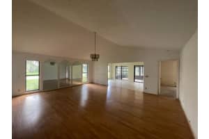 12736 SE Pinehurst Court, Hobe Sound, FL 33455 Sold 04/24/23