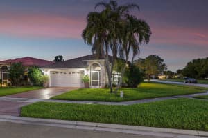 2633 Country Golf Dr, Wellington, FL 33414, Sold 12/30/22