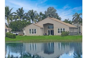 9328  Cove Point Circle, Boynton Beach, FL 33472 Sold 12/30/22