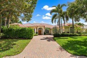 103 N River Drive, Jupiter, FL 33458 Sold 11/30/22