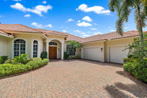 103 N River Drive, Jupiter, FL 33458 Sold 11/30/22