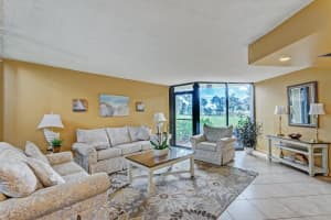 5390  Woodland Lakes Drive   304, Palm Beach Gardens, FL 33418 Sold 10/18/22