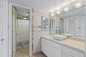 5200 N Ocean Drive   305, Singer Island, FL 33404 Sold 12/06/22