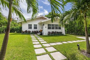300  Barcelona Road, West Palm Beach, FL 33401 Sold 04/17/23