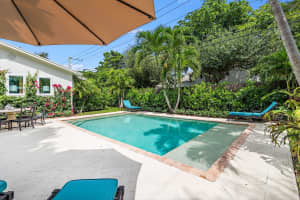 300  Barcelona Road, West Palm Beach, FL 33401 Sold 04/17/23