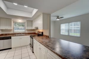 9900 Sweepstakes Lane 1 Orlando, FL 32837 Sold 11/21/22