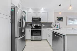 100  Shore Court   309, North Palm Beach, FL 33408 Sold 02/01/23