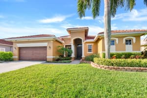 10640  Paso Fino Drive, Wellington, FL 33449 Sold 03/24/23