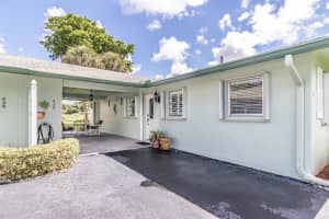 430  Bluebird Lane, Delray Beach, FL 33445 Sold 12/09/22