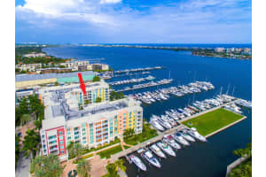 806 E Windward Way, Lantana, FL 33462, Sold 03/27/23