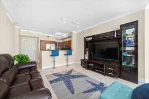 806 E Windward Way, Lantana, FL 33462, Sold 03/27/23