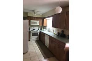 1261 Singer Dr, West Palm Beach, FL 33404, Sold 10/06/22