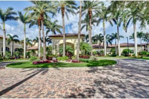 13100  Alhambra Lake Circle, Delray Beach, FL 33446 Sold 04/28/23