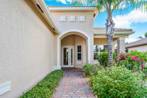 8375  Cloud Peak Drive, Boynton Beach, FL 33473 Sold 11/02/22