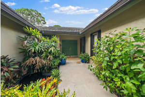 5905  Stonewood Court, Jupiter, FL 33458 Sold 10/27/22