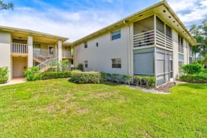 5 Lake Vista Trail, Port St. Lucie, FL 34952, Sold 10/31/22