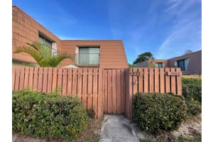 5983 SE Riverboat Dr, Stuart, FL 34997, Sold 12/20/22
