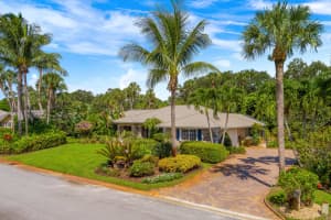 10  Knowles Road, Sewalls Point, FL 34996 Sold 11/23/22