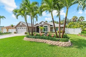 122 Queens Ln, Royal Palm Beach, FL 33411, Sold 12/22/22