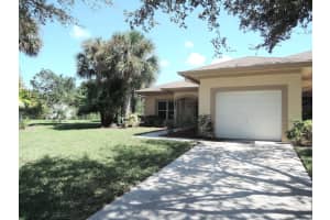 1881 S Dovetail Drive   A-1, Fort Pierce, FL 34982 Sold 11/30/22