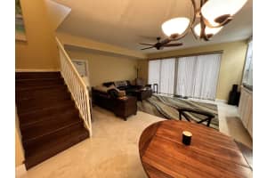 401  Capistrano Drive, Palm Beach Gardens, FL 33410 Sold 11/23/22