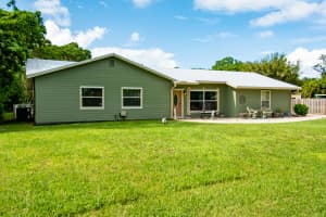 5580 SE Meadow Springs Boulevard, Stuart, FL 34997 Sold 03/03/23