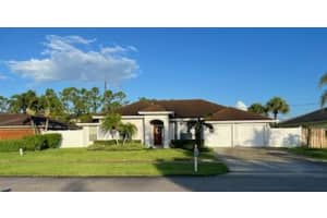 102 Brook Woode Ct, Royal Palm Beach, FL 33411, Sold 02/28/23