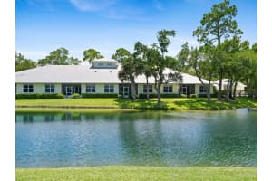 420 Pineapple Square SW, Vero Beach, FL 32962, Sold 11/18/22