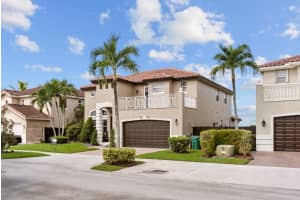 6712 SW 166th Ct, Miami, FL 33193, Sold 01/12/23