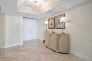 5080 N Ocean Dr, Riviera Beach, FL 33404, Sold 11/14/22