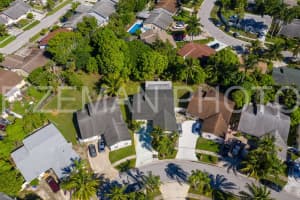5926 Lincoln Cir W, Greenacres, FL 33463, Sold 12/19/22