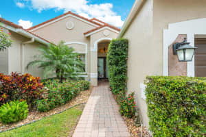 12105 Oakvista Dr, Boynton Beach, FL 33437, Sold 01/06/23