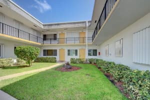 3360 Lake Osborne Dr, Lake Worth, FL 33461, Sold 01/26/23