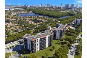 3101 N Country Club Dr, Aventura, FL 33180, Sold 12/02/22