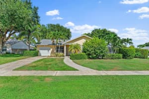 108 Village Cir, Jupiter, FL 33458, Sold 11/14/22