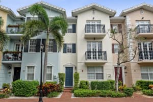 1009 W Heritage Club Cir, Delray Beach, FL 33483, Sold 01/25/23