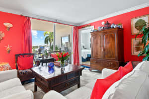 917 N Flagler Dr, West Palm Beach, FL 33401, Sold 11/01/22