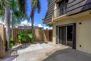 4646 Cherry Rd, West Palm Beach, FL 33417, Sold 11/30/22