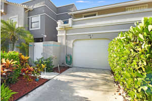 5495 Monterey Cir, Delray Beach, FL 33484, Sold 12/02/22