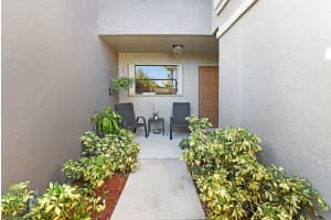 5495 Monterey Cir, Delray Beach, FL 33484, Sold 12/02/22